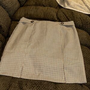 Very j checked skirt with liner. Size large. See measurements
